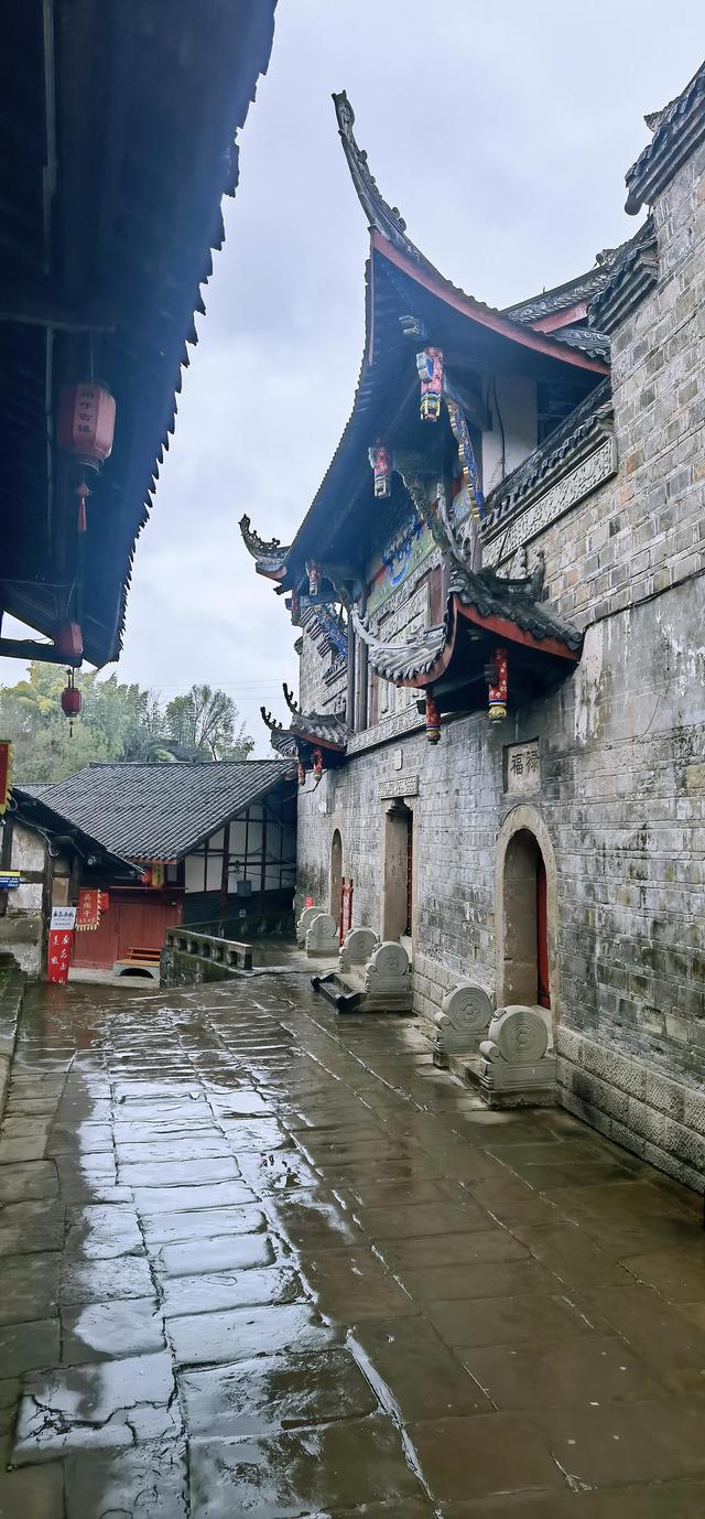 嘉陵江上最后的码头古镇——周子古镇