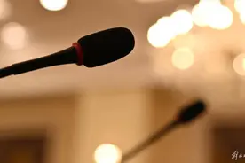 特朗普解除美军参联会主席布朗职务，提名空军中将凯恩接任图片