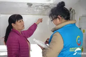 日照：楼顶漏雨该谁来修？“书记有约”来解决图片