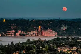 跟着3条线路玩中秋，你就是乐山最city的仔！图片