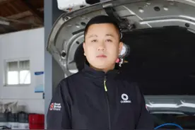 青岛故事：市北汽修匠魏冉月车轮上的逆袭人生图片