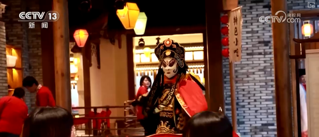 “老空间+文化IP”化身特色消费新空间 多元场景晋升新“顶流”激活经济热引擎