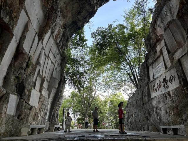 暑热当道，这些“空调房”桂林人特别爱去