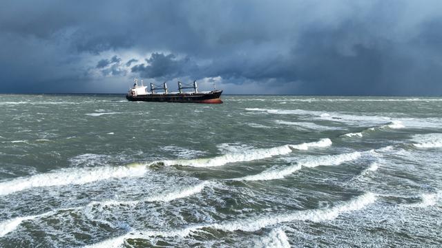 冬游威海 情满山海丨威海“山海共白头”独特美景引发网友分享热潮