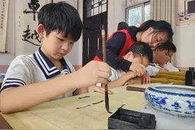 南阳宛城区：乡村学校少年宫开启孩子“多彩假期”图片