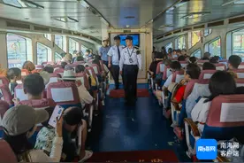 三亚海事部门多举措护航景区夜航安全 保障游客出行图片