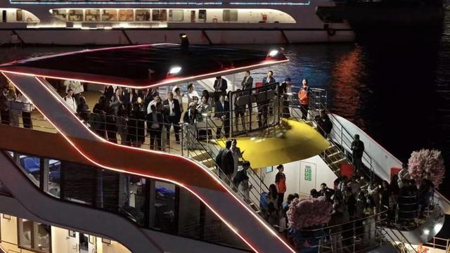 以海为媒，以景会友！APEC嘉宾点赞“海上看青岛”