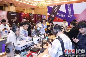 广州国际音响唱片展开幕 云集大批“发烧友”图片