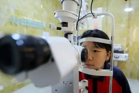 高度近视的人不要剧烈运动？眼科医生有话说图片