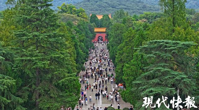 国庆中秋假期首日南京各大景区齐发力，特色活动开启狂欢模式