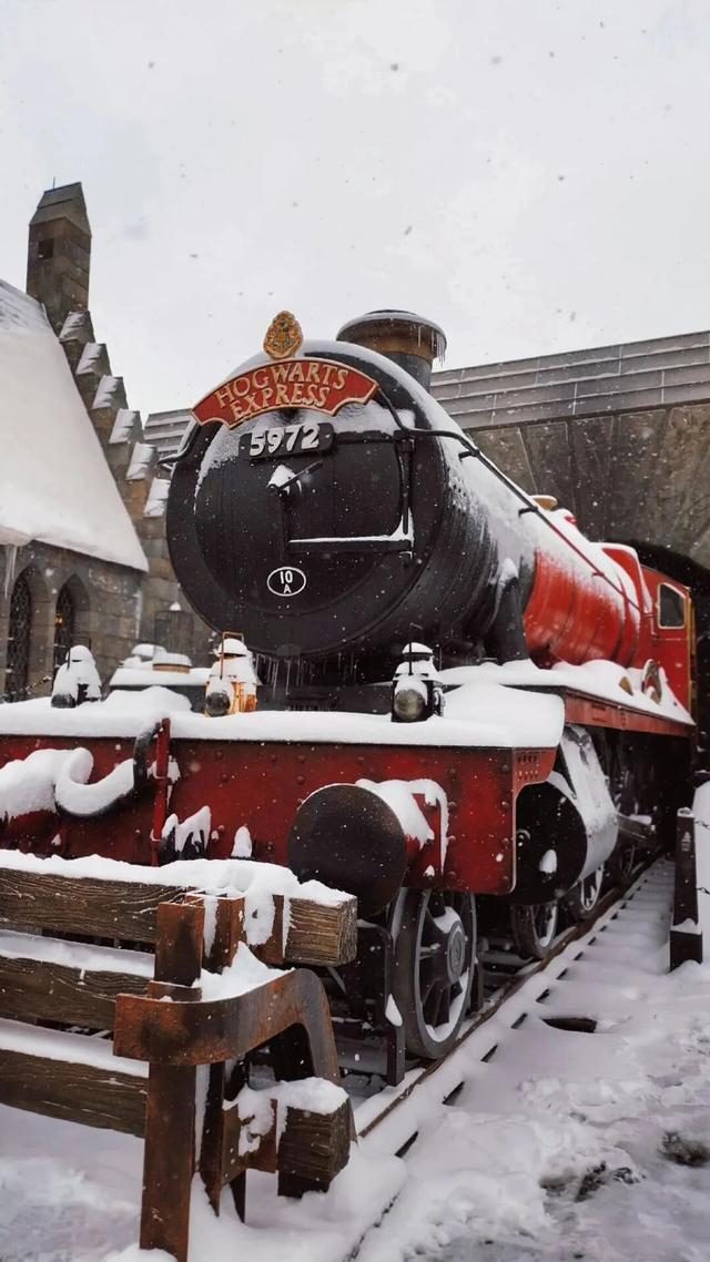 北京下雪了！雪景大片抢先看！外出注意防寒保暖