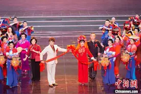 福建春晚完成录制 《围头新娘》演绎两岸亲情故事图片