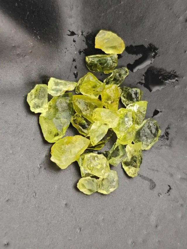 挖野菜还不够，现在踏春流行“挖矿”？