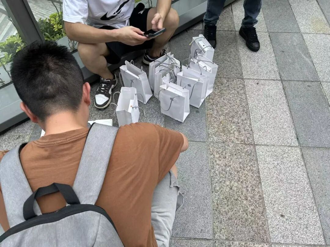 iPhone17系列发售情况_苹果17_iPhone17系列预售排队情况