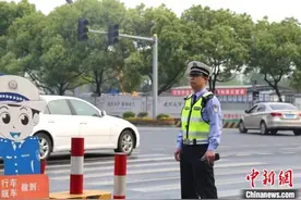 特写：成为“英雄”，不是虎哥的本意图片