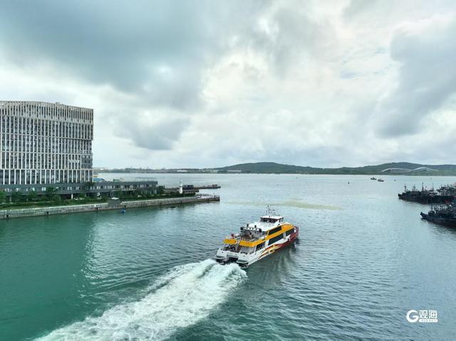 “魅力唐岛湾环游”首航，“海上看青岛”打开全新海上走廊