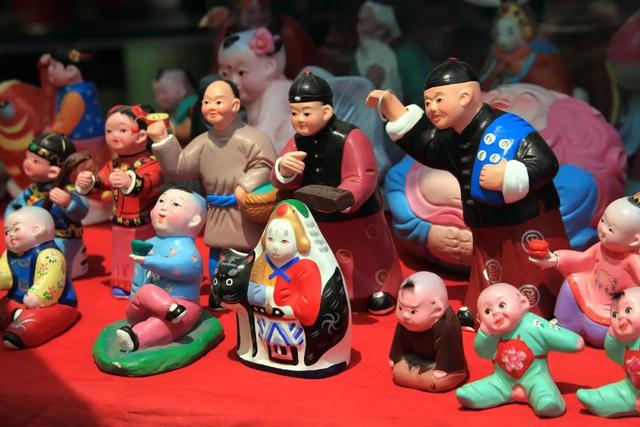 这里，“津津有味”！