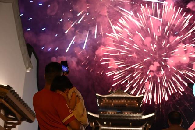 闽越水镇夜太美！国庆来闽侯，带你“超时空”穿越→