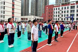 郑州市二七区兴华小学教育集团开展消防演练筑牢安全防火墙图片