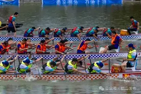五邑侨乡龙舟争霸赛在鹤山激情开飙！获得第一名的是他们图片
