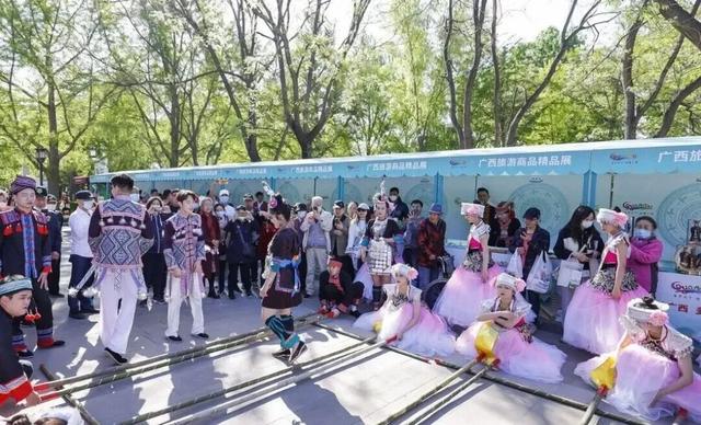 “苏超”激情不减，阿桂再次出发！这次邀江苏朋友组个秋冬“养生局”→