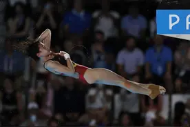 全红婵蝉联单人10米台金牌，启蒙教练：心理技术都更成熟了图片