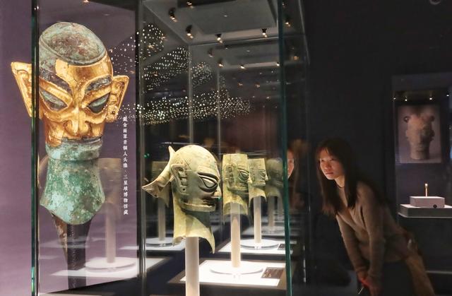 三星堆—金沙遗址古蜀文明展在国博开幕