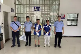 嫌疑人叫嚣：“有证据直接把我关起来！”民警：“有！”图片