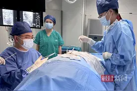 接受脊髓电刺激术后，“植物人”醒了！图片
