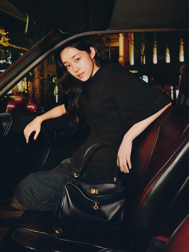 巴黎世家发布新创意总监首支广告，GARCON BY GARCON首开线下店｜是日美好事物