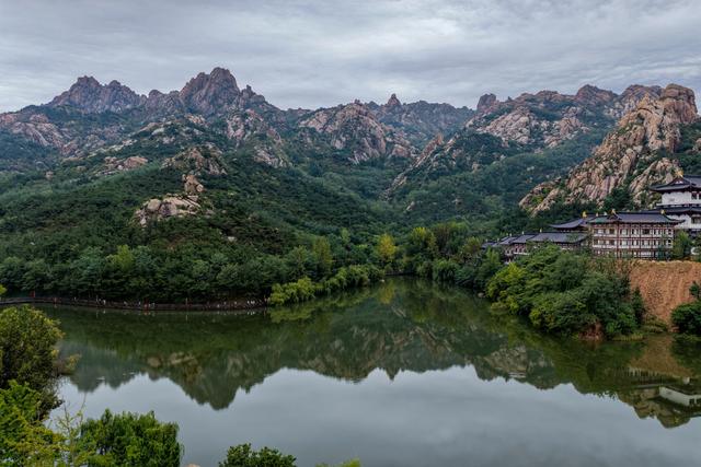 这里是青岛｜“走”热新区秋季文旅市场！2025青岛西海岸山野生活节解锁“沉浸式体验+山野徒步”新玩法