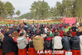 黔西市新富村：暖心杀猪宴 乡村欢乐图图片