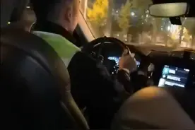 女子驾驶途中呕吐不适，望城交警秒变代驾，当事人公开发文点赞图片