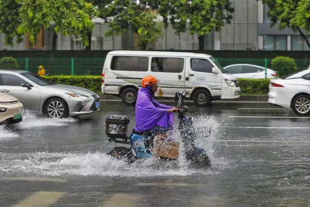 广州遭遇本世纪以来第5强暴雨