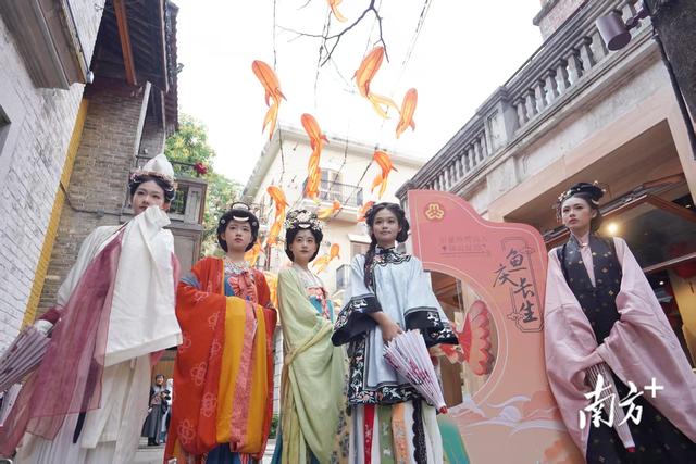 大小环线有乾坤！双节在佛山古镇来一场city walk