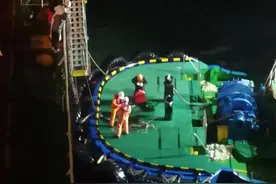 海上船员突发疾病，珠海海事暖心救援图片