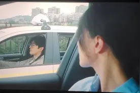 《走走停停》主演胡歌来汉过六一：只要有童心，你就是少年图片