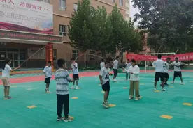 2024年“沪叶情深·绳彩飞扬”叶城县校园跳绳联盟青训队训练营仪式暨成果汇报演出举行图片
