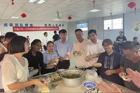 锦绣中国年｜在柬埔寨机场建设工地欢度中国龙年春节图片