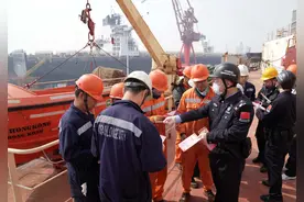 秦皇岛出入境边防检查站开展国家安全教育宣传活动图片