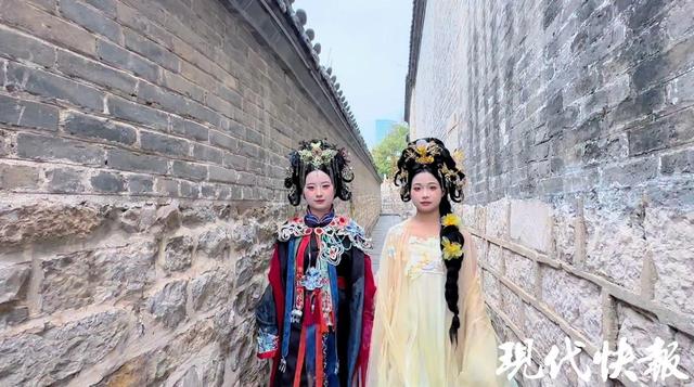 读城｜历史学者纪连海打卡户部山，他说在这里可以坐下来享受生活