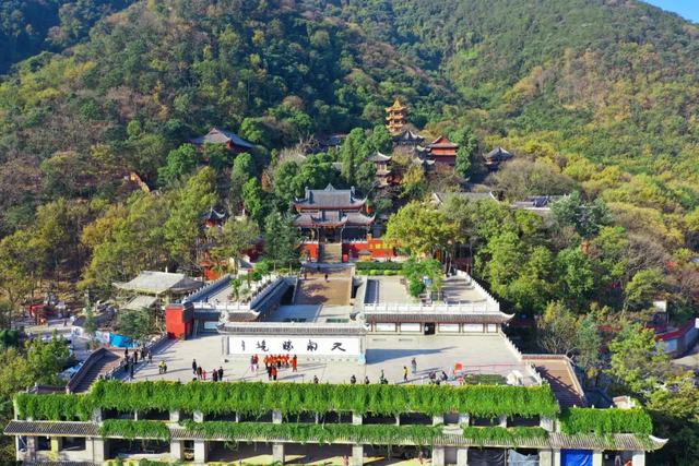 【冬季暖阳 凉山不凉】冬日打卡热榜！凉山，才是这个冬天的顶流之选