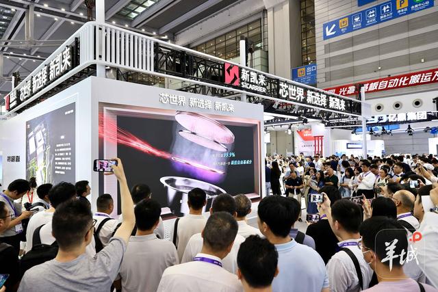 2025湾芯展开幕，国产半导体新品惊艳亮相
