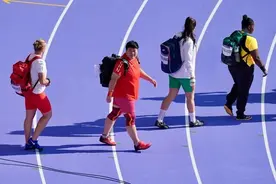 奥运“五朝元老”巩立姣带伤上阵：不设预期 放手一搏图片