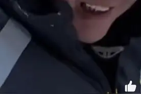 下雪天该不该点外卖？外卖小哥：不点我们怎么挣钱！媒体评：“少催单”才是真关怀！上海多家平台剔除超时差评图片