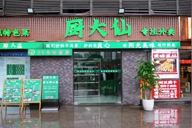 24小时后厨直播引领“外卖透明厨房”风潮，“厨大仙”火出圈图片