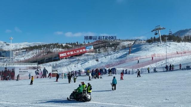 新疆阿勒泰：纵情冰雪之间 乐享四季旅程