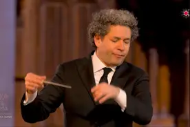 巴黎圣母院重新开放，郎朗马友友卡普松杜达梅尔见证重生时刻图片