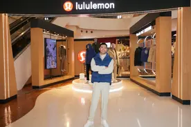 lululemon国内首个男装快闪空间亮相上海虹桥天地，窦骁化身“ABC™ 推荐官”图片