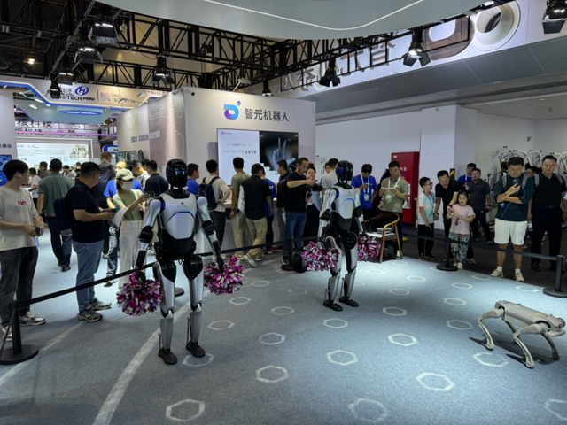 2025WAIC：智能时代的全球协同与突破